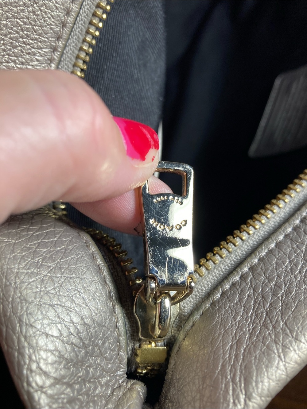 Coach Isabelle 2 way carry Pebbled Leather Shoulder or crossbody or tote - Picture 9 of 9